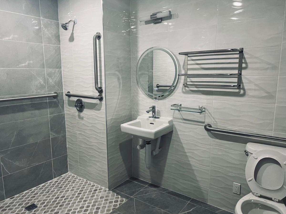 Starlight Hotel Near Lga Airport Нью-Йорк Экстерьер фото
