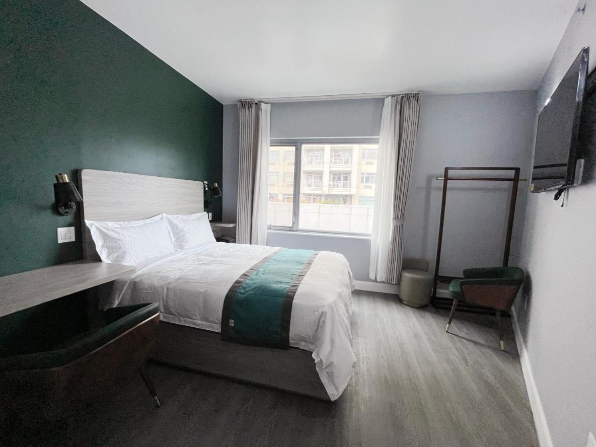 Starlight Hotel Near Lga Airport Нью-Йорк Экстерьер фото